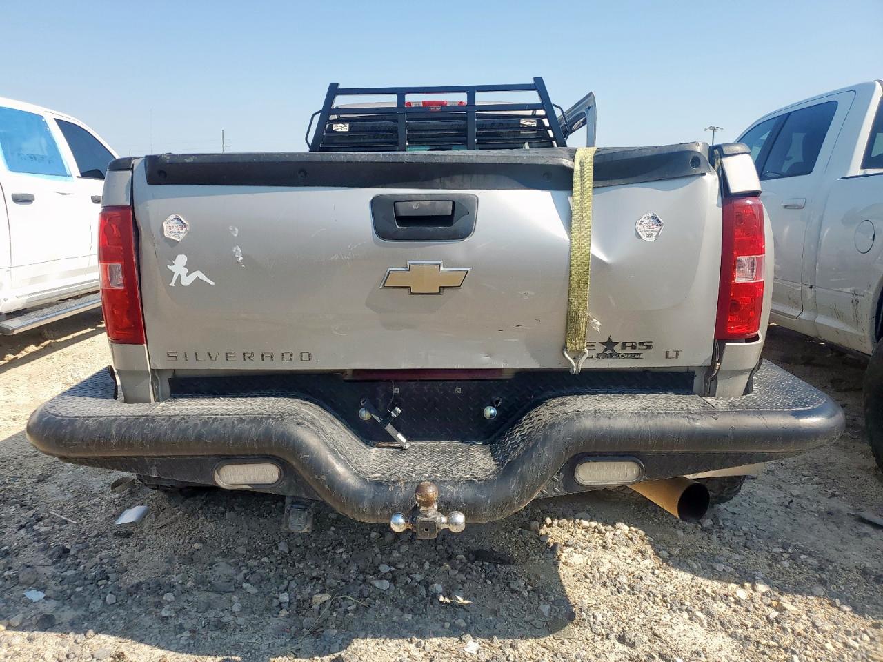 2008 Chevrolet Silverado K3500 VIN: 1GCJK33698F143893 Lot: 80317935