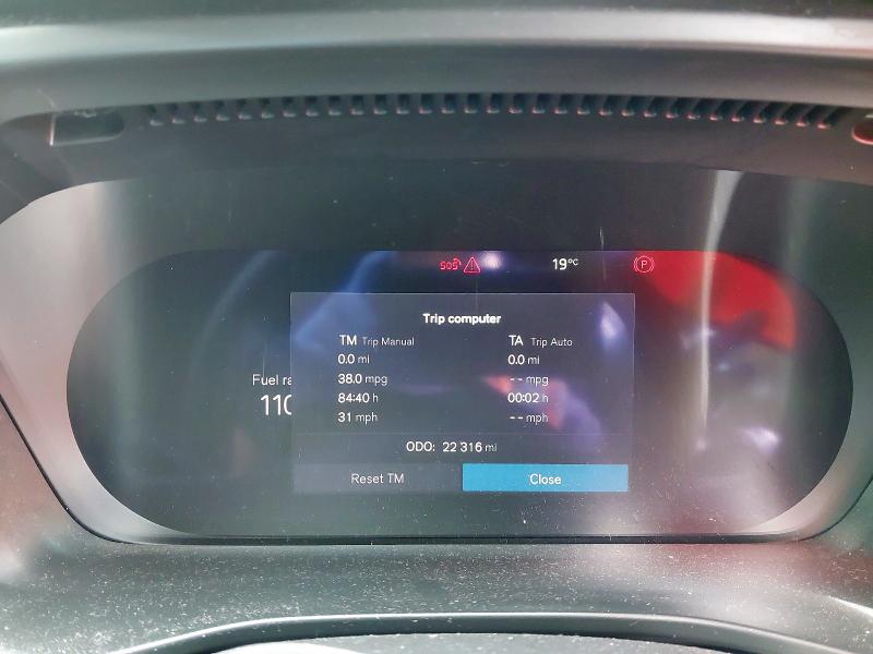 2023 VOLVO XC40 + B3 MHEV AUTO 