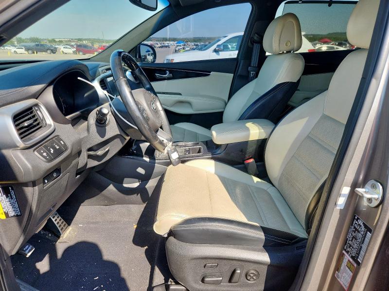  KIA SORENTO 2016 Серебристый