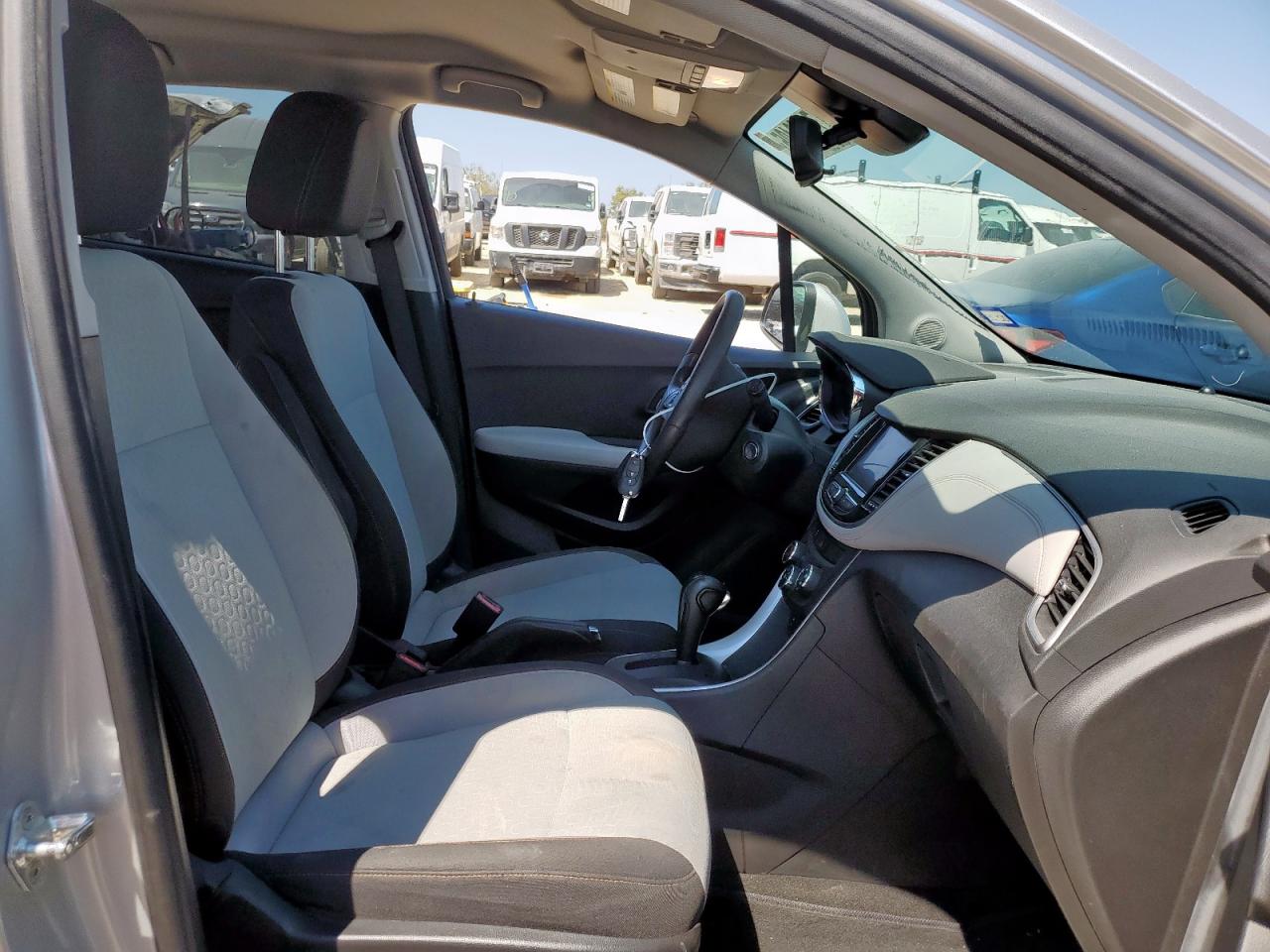 2022 Chevrolet Trax Ls VIN: KL7CJKSM7NB506567 Lot: 71668405