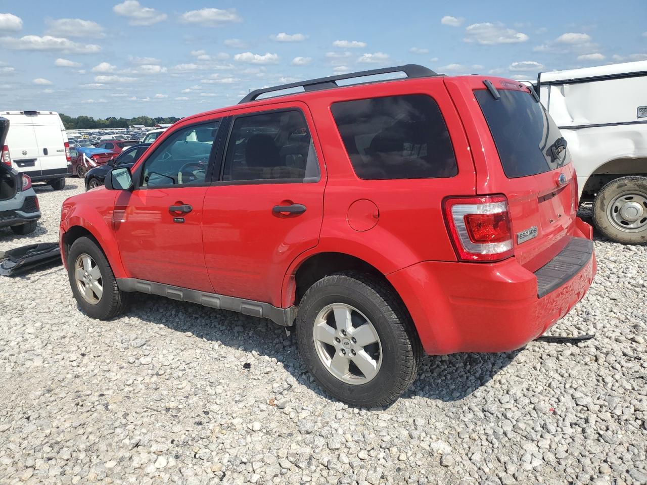 2009 Ford Escape Xlt 1FMCU03769KB08369 photo #3