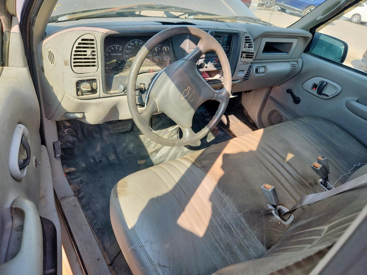 1999 Chevrolet Gmt-400 C3500 VIN: 1GCGC33RXXF058867 Lot: 84371105