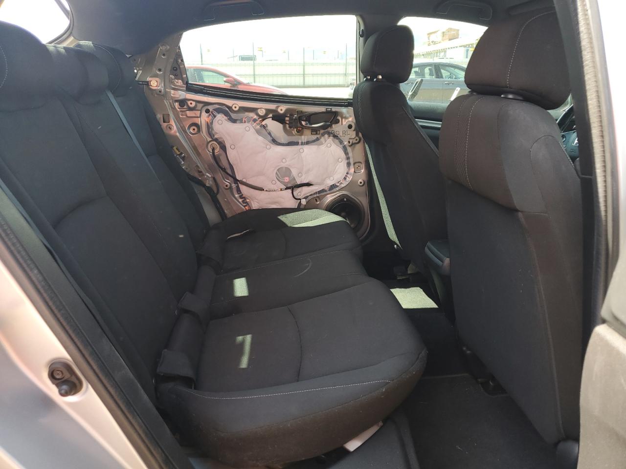 2018 Honda Civic Sport VIN: SHHFK7H42JU418694 Lot: 81012515