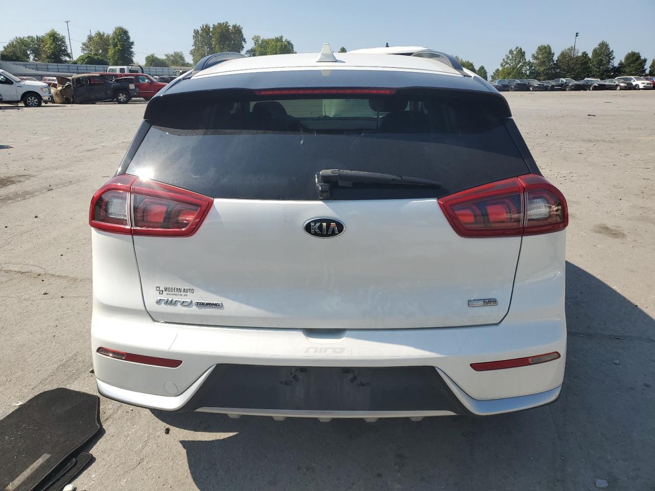 2017 Kia Niro Ex VIN: KNDCC3LC0H5050388 Lot: 71494355