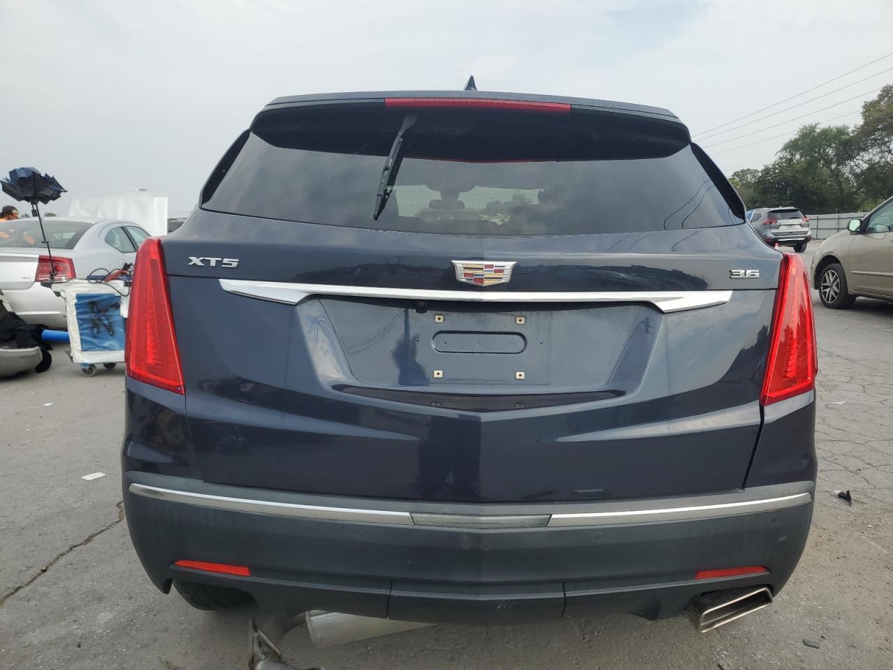 2018 Cadillac Xt5 Luxury VIN: 1GYKNCRS4JZ241972 Lot: 81682245