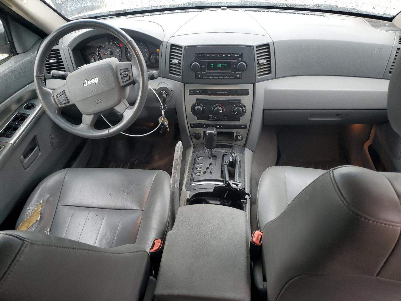 2005 Jeep Grand Cherokee Laredo VIN: 1J8GR48K75C623521 Lot: 81646375