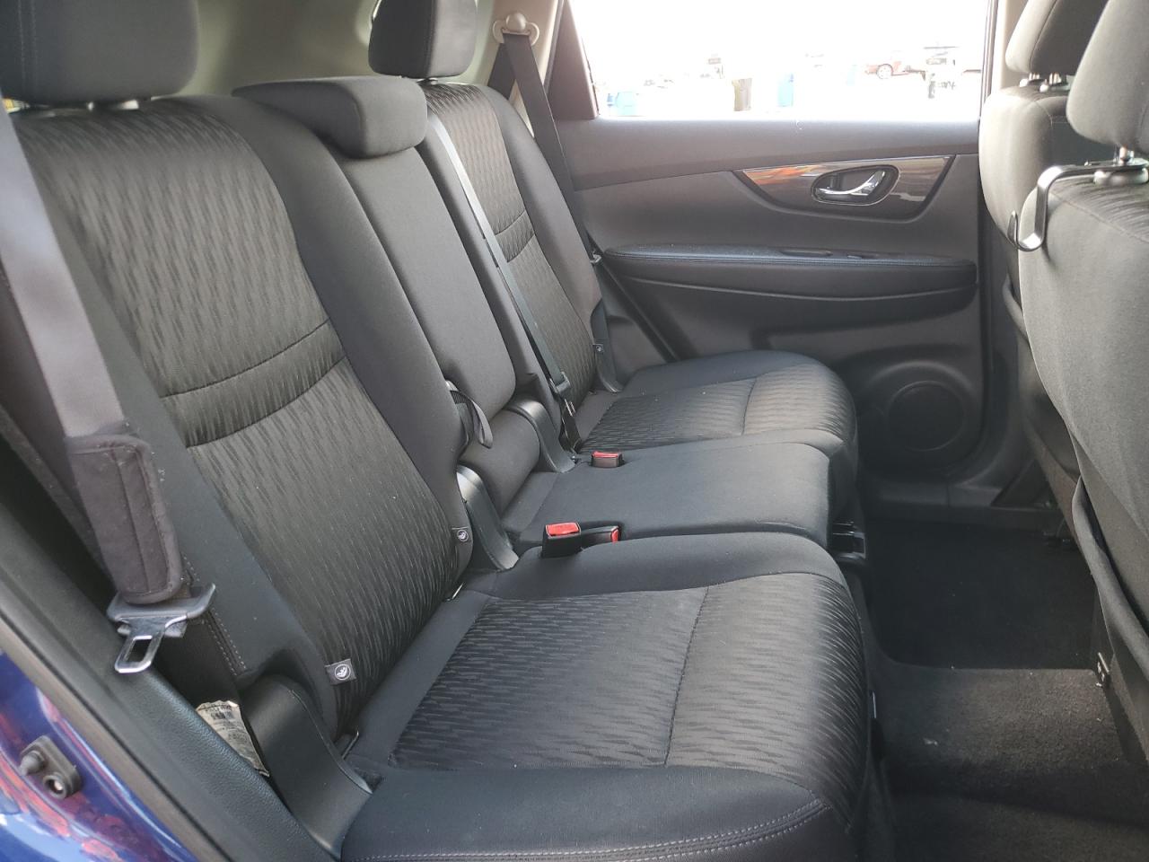 2019 Nissan Rogue S VIN: 5N1AT2MT3KC772646 Lot: 84025455