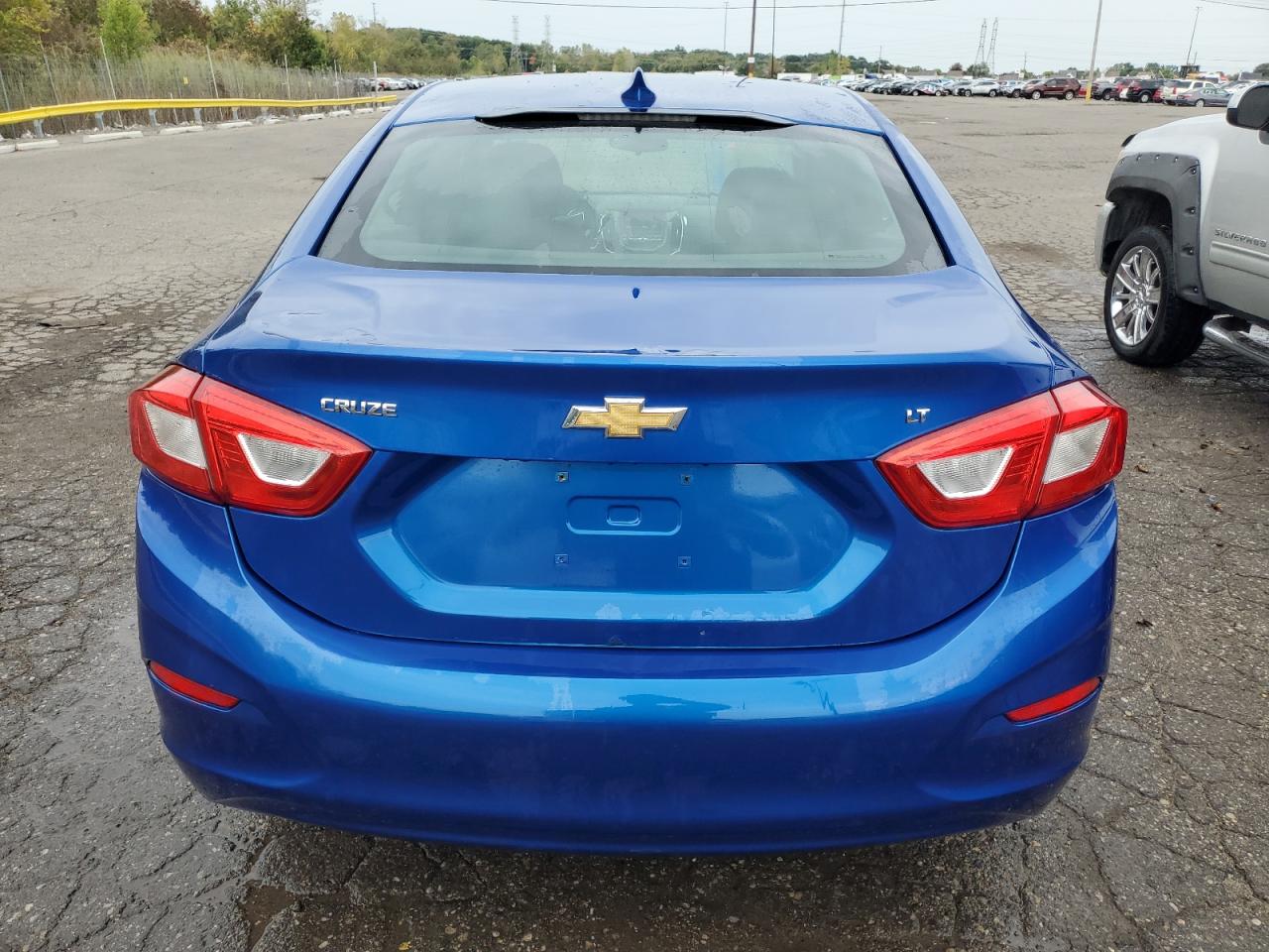 2017 Chevrolet Cruze Lt VIN: 1G1BE5SM1H7126127 Lot: 83778305