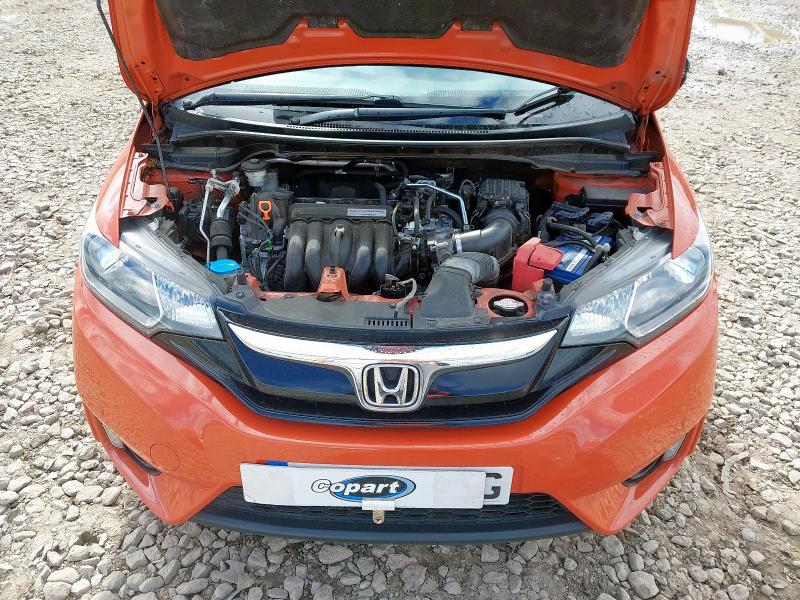 2016 HONDA JAZZ SE NAVI I-VTEC CVT 