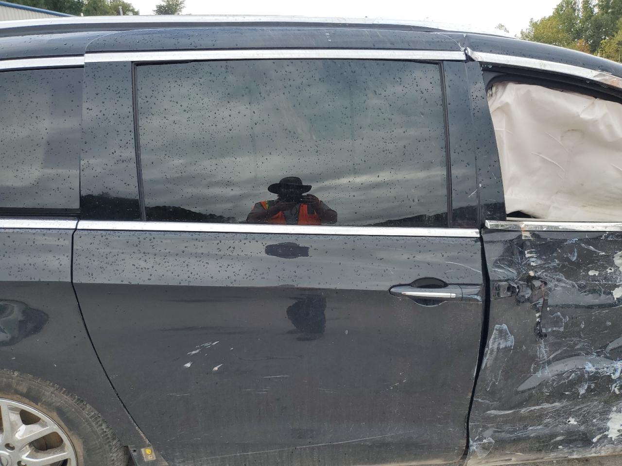 2021 Chrysler Pacifica Touring L VIN: 2C4RC1BG2MR601095 Lot: 84003655