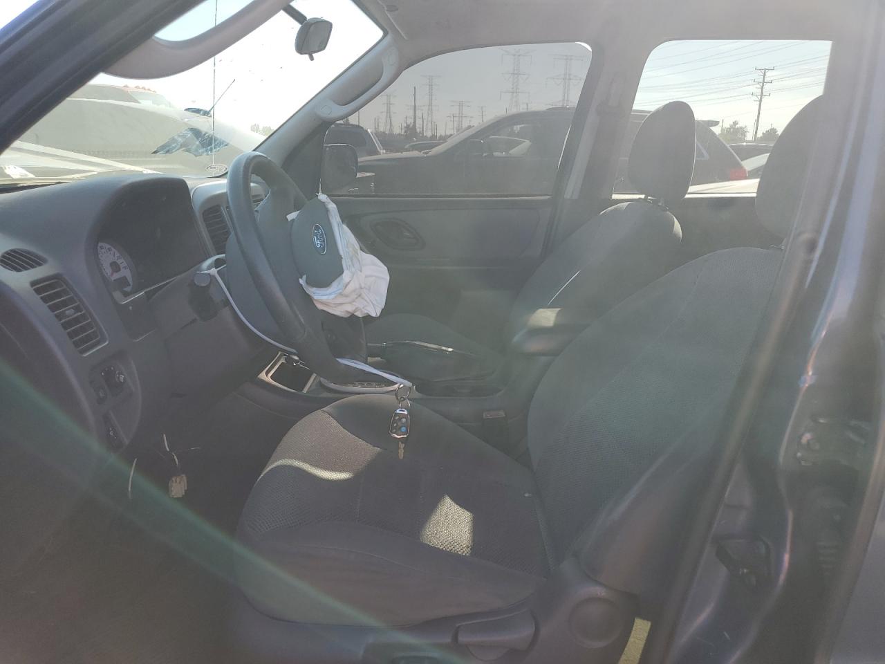 2005 Ford Escape Xlt VIN: 1FMYU03135KA15501 Lot: 84449655