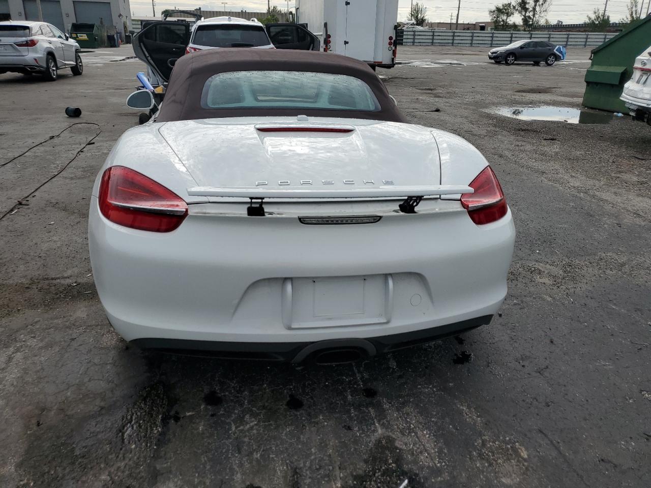2016 Porsche Boxster VIN: WP0CA2A88GS120881 Lot: 71350535