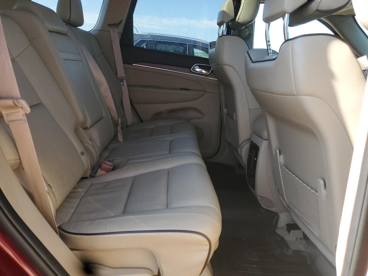 2018 Jeep Grand Cherokee Overland VIN: 1C4RJFCG8JC108074 Lot: 70324275