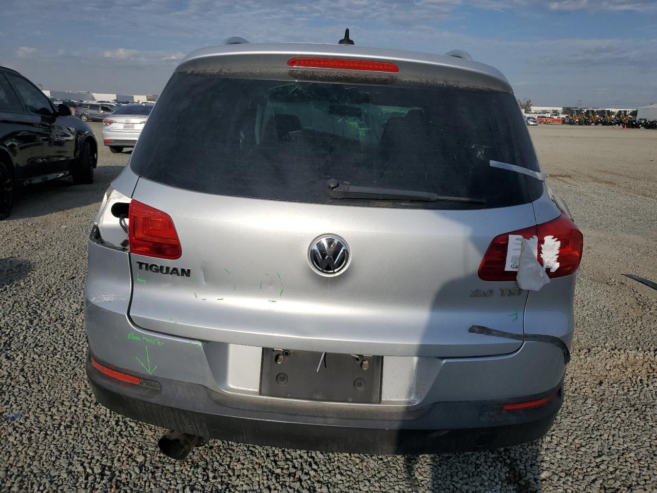 2013 Volkswagen Tiguan S VIN: WVGAV3AX8DW568871 Lot: 81763225