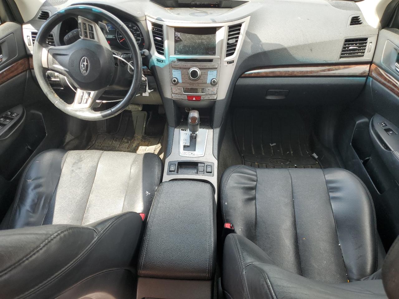 2014 Subaru Legacy 2.5I Limited VIN: 4S3BMBN64E3017184 Lot: 70648335