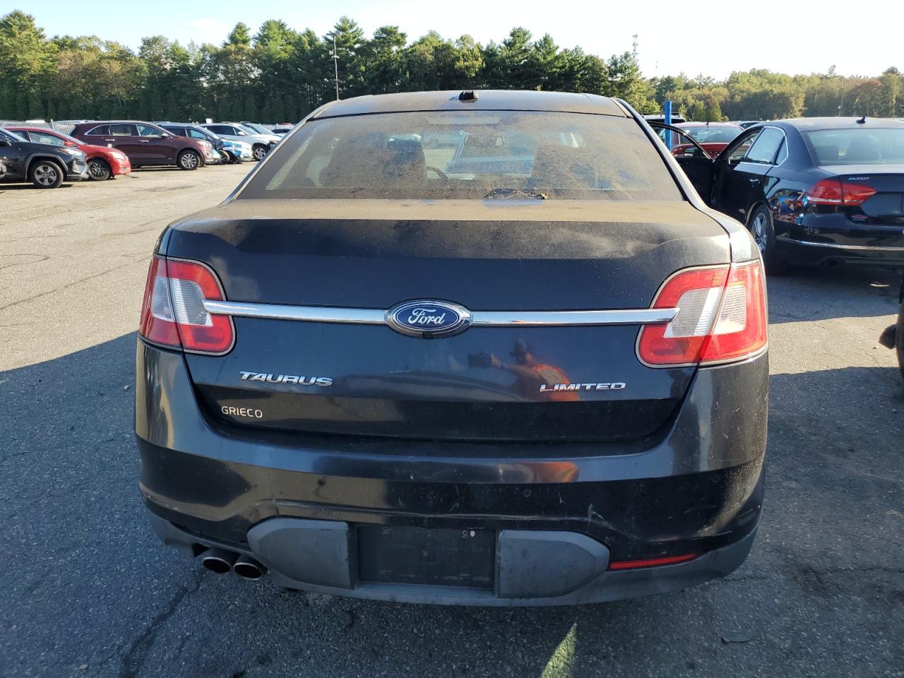 2011 Ford Taurus Limited VIN: 1FAHP2FW6BG105681 Lot: 80896195