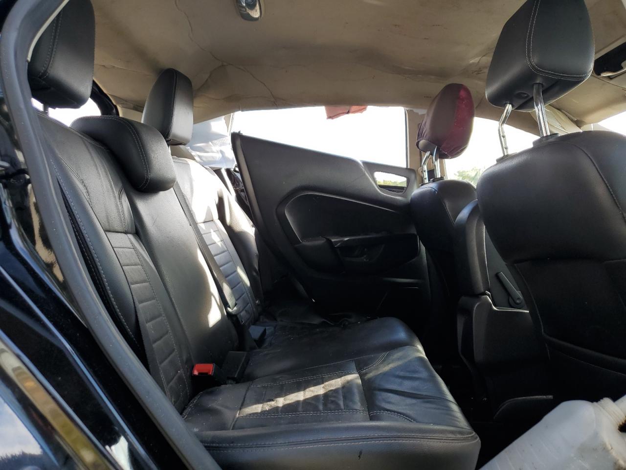 2016 Ford Fiesta Titanium VIN: 3FADP4FJ2GM204560 Lot: 84460275