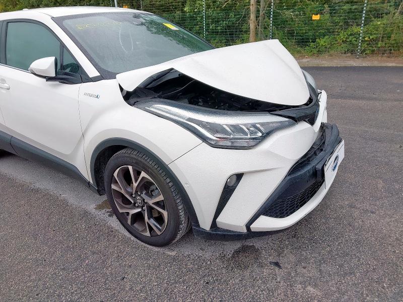 2020 TOYOTA C-HR DESIGN HEV CVT 