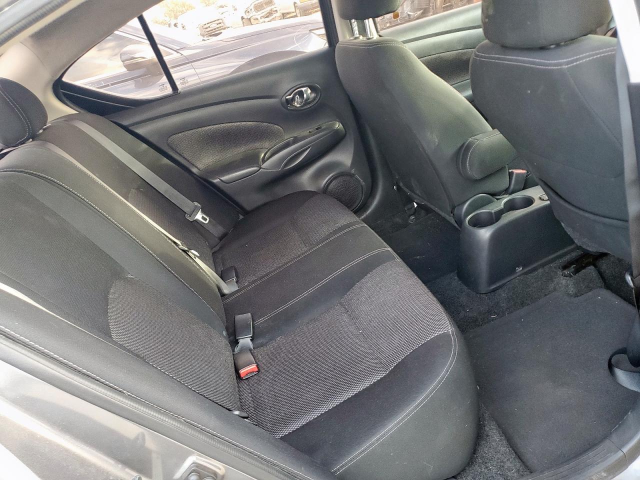 2017 Nissan Versa S VIN: 3N1CN7AP1HL811326 Lot: 83933895