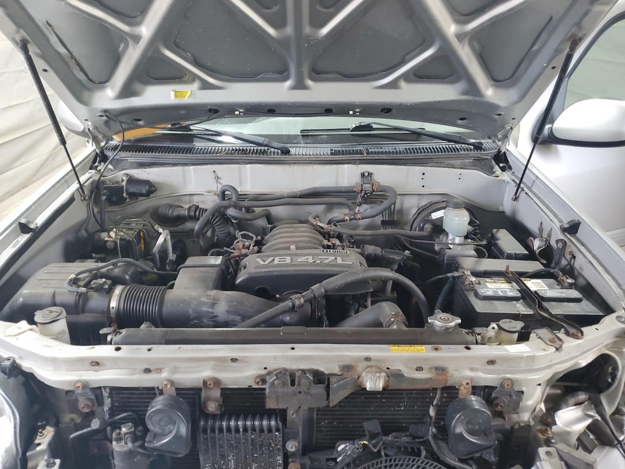 2005 Toyota Sequoia Sr5 VIN: 5TDBT44AX5S235505 Lot: 80778125