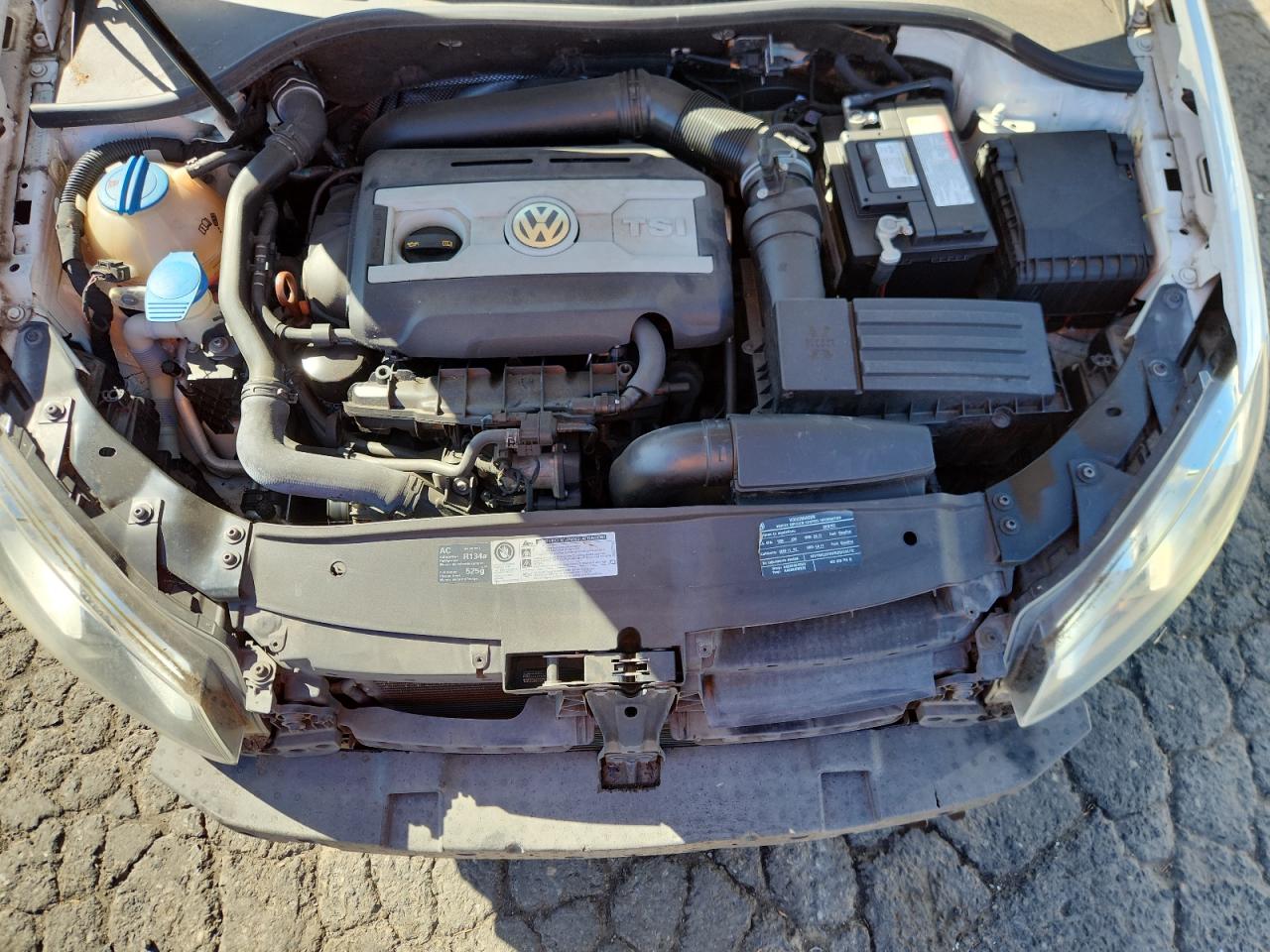 2010 Volkswagen Gti VIN: WVWFV7AJ1AW392237 Lot: 81153835