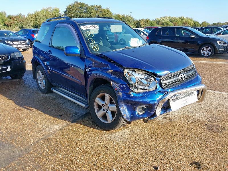 2004 TOYOTA RAV 4 XT3