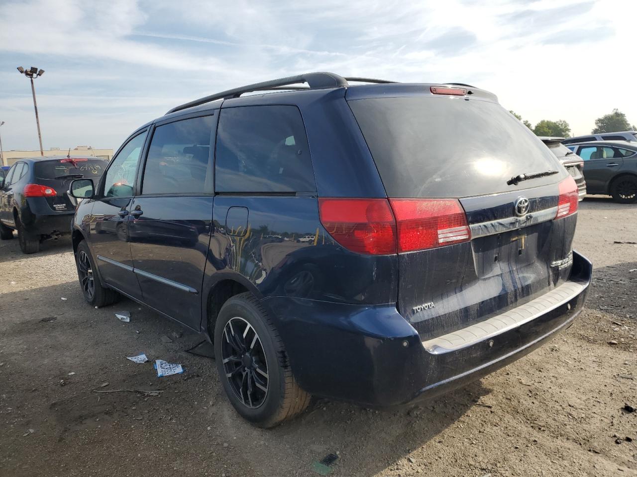 2005 Toyota Sienna Xle VIN: 5TDBA22C15S047728 Lot: 68728125