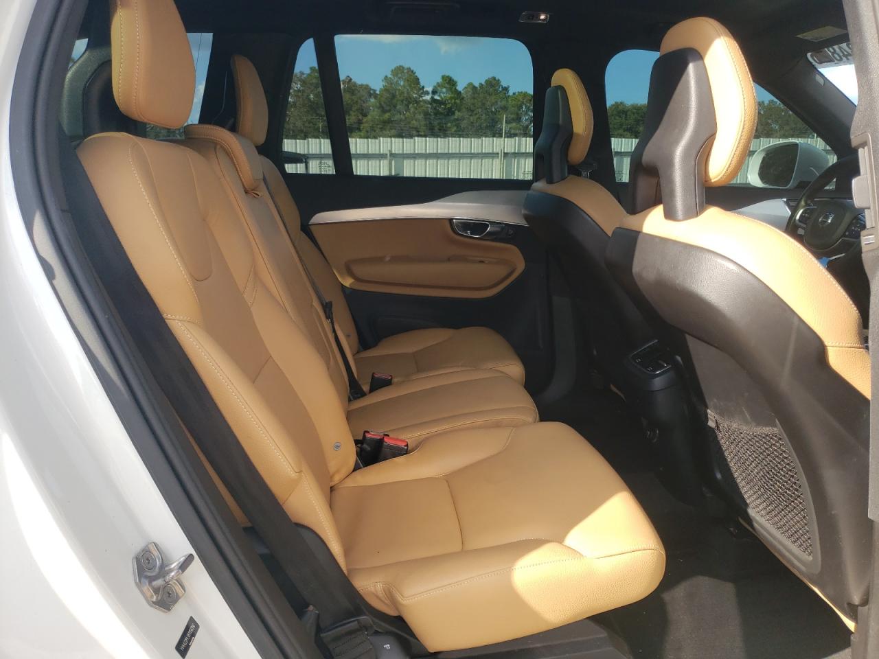 2017 Volvo Xc90 T6 VIN: YV4A22PKXH1156096 Lot: 81834825