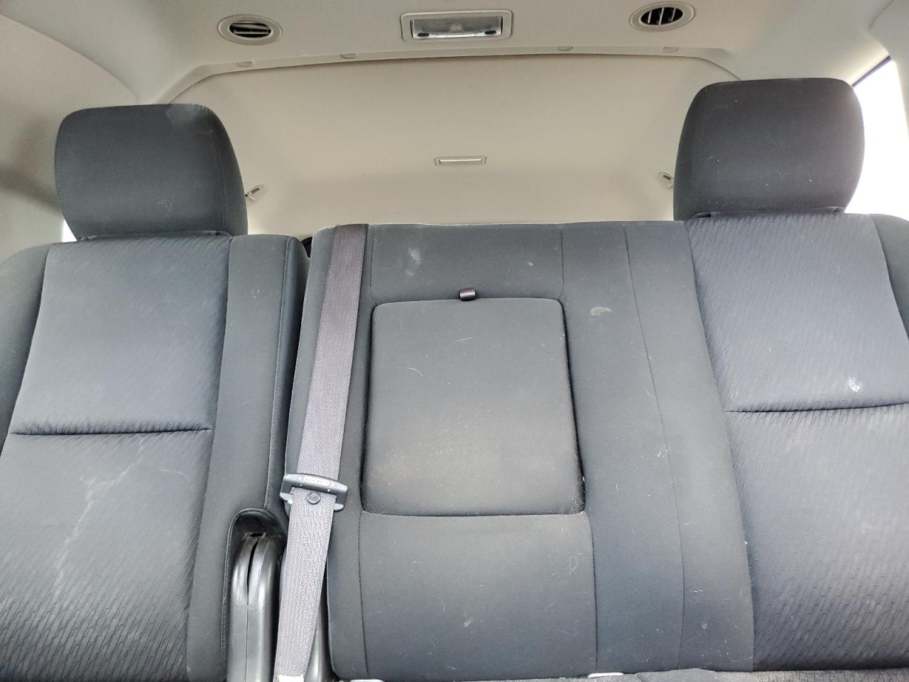 2013 Chevrolet Suburban K1500 Ls VIN: 1GNSKHE77DR110530 Lot: 71466445