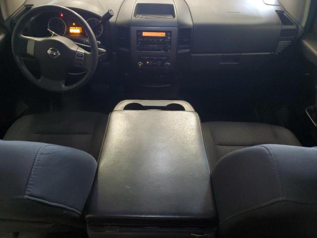 Pickups NISSAN TITAN 2012 Red