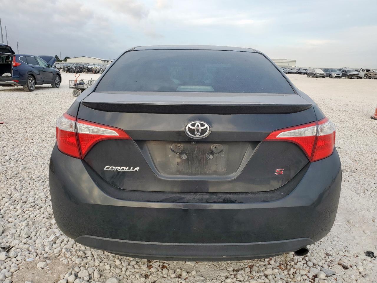 2016 Toyota Corolla L VIN: 5YFBURHEXGP567852 Lot: 83888445