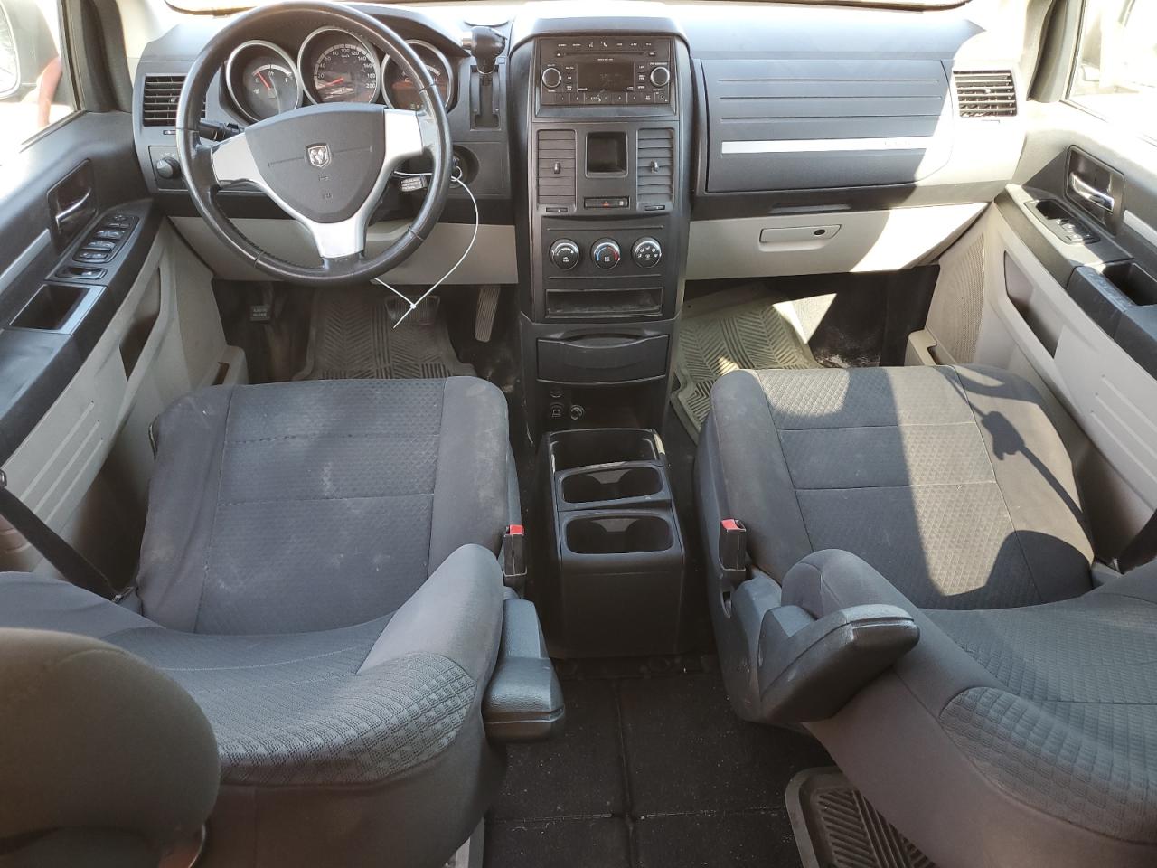 2010 Dodge Grand Caravan Se VIN: 2D4RN4DE0AR453289 Lot: 71486665