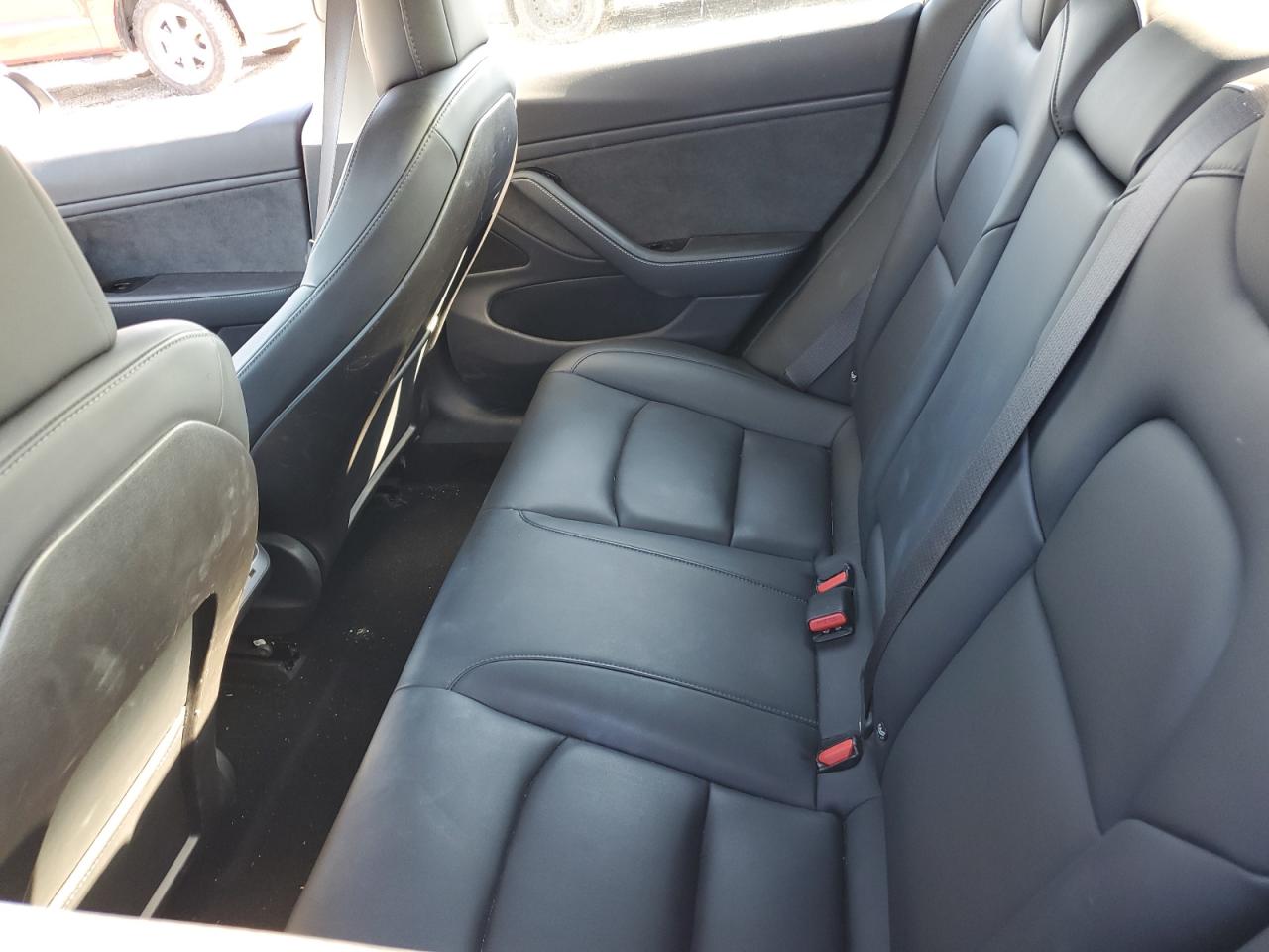 2018 Tesla Model 3 VIN: 5YJ3E1EA5JF025436 Lot: 81195025