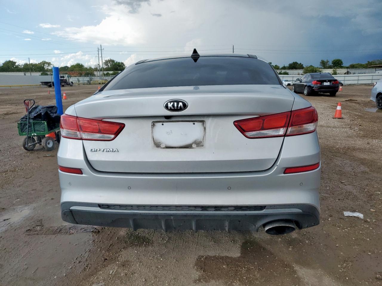 2019 Kia Optima Lx VIN: 5XXGT4L38KG311065 Lot: 83799705