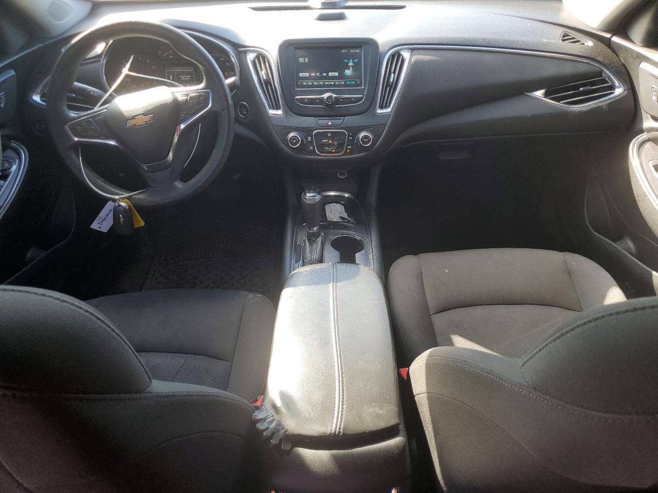 2018 Chevrolet Malibu Lt VIN: 1G1ZD5ST8JF249301 Lot: 83797025