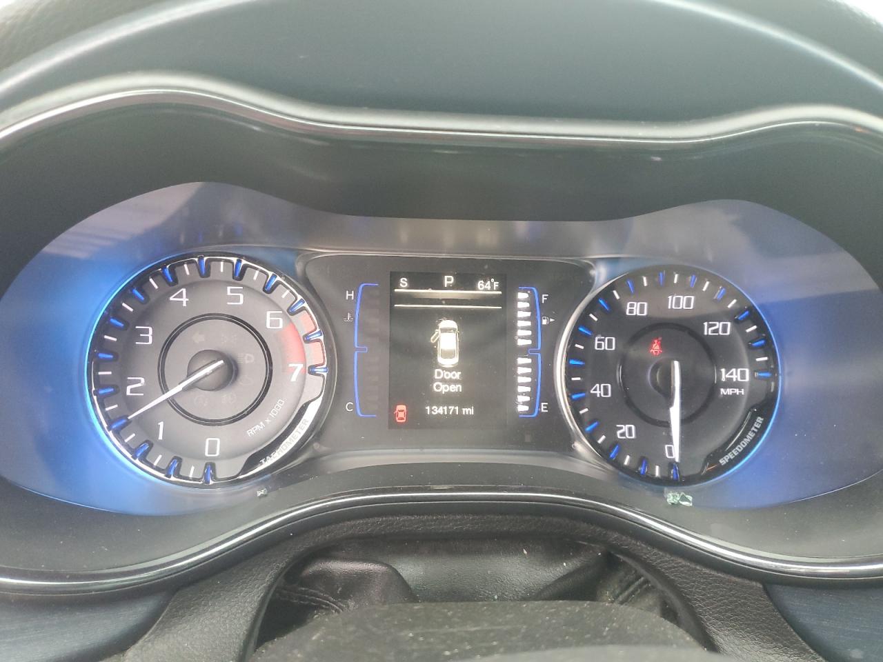 2015 Chrysler 200 S VIN: 1C3CCCBB4FN566361 Lot: 81403925