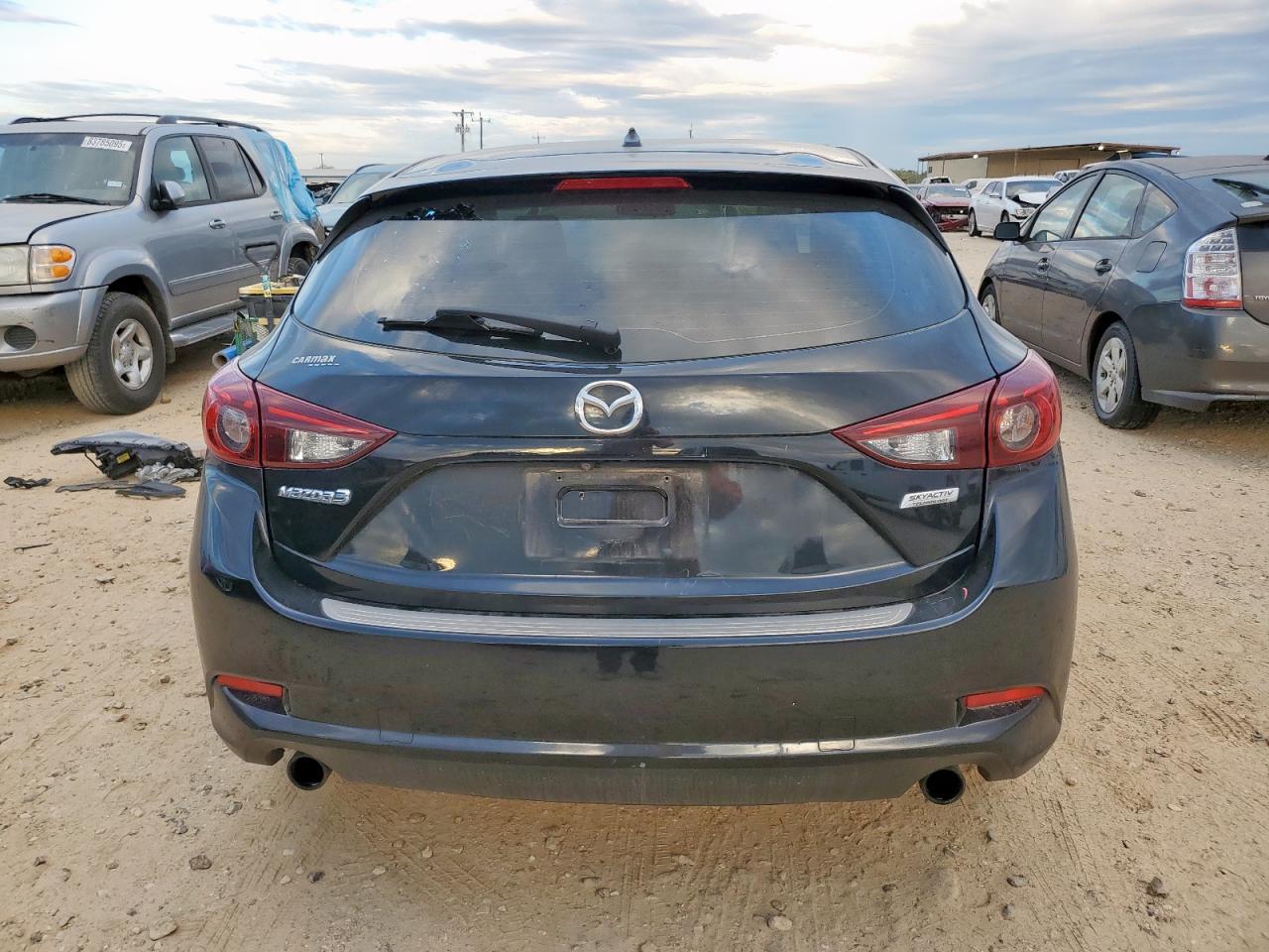 2017 Mazda 3 Sport VIN: 3MZBN1K7XHM143649 Lot: 83872685