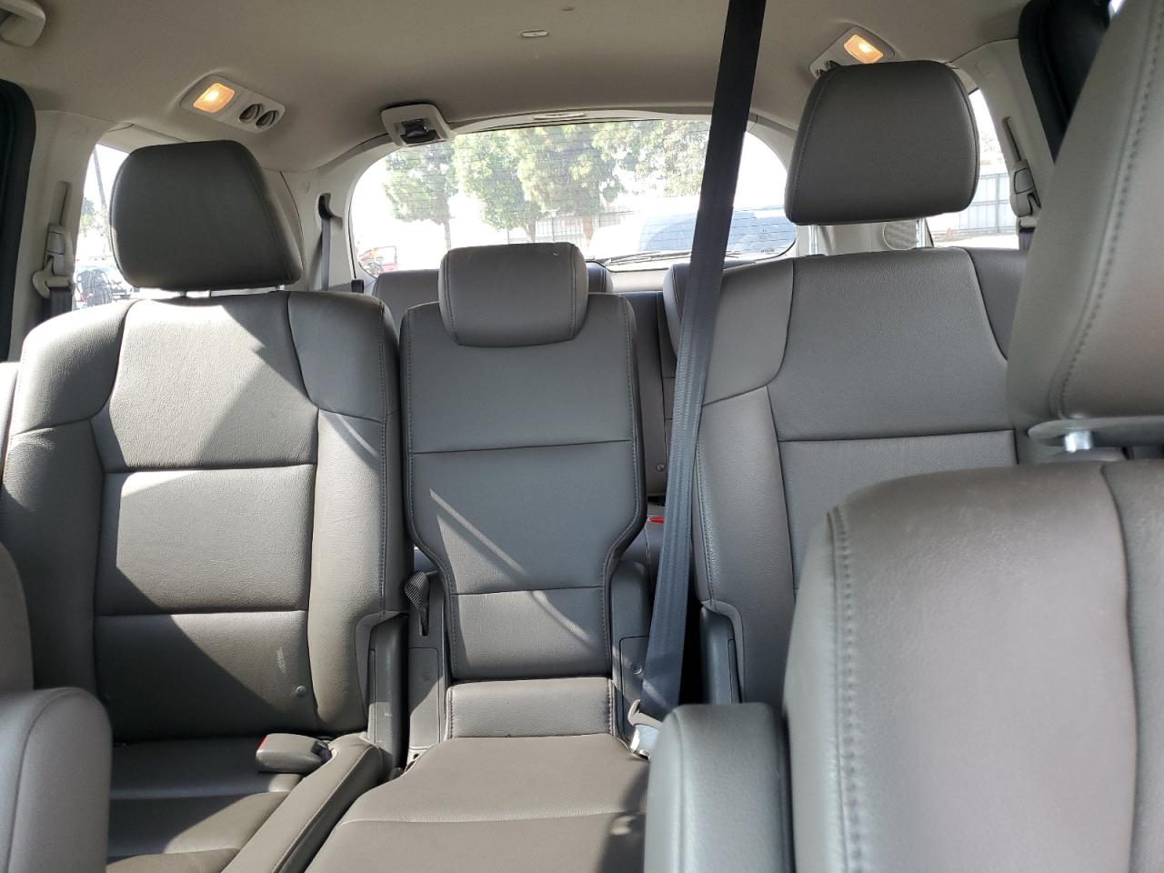 2016 Honda Odyssey Touring VIN: 5FNRL5H92GB020485 Lot: 81964635