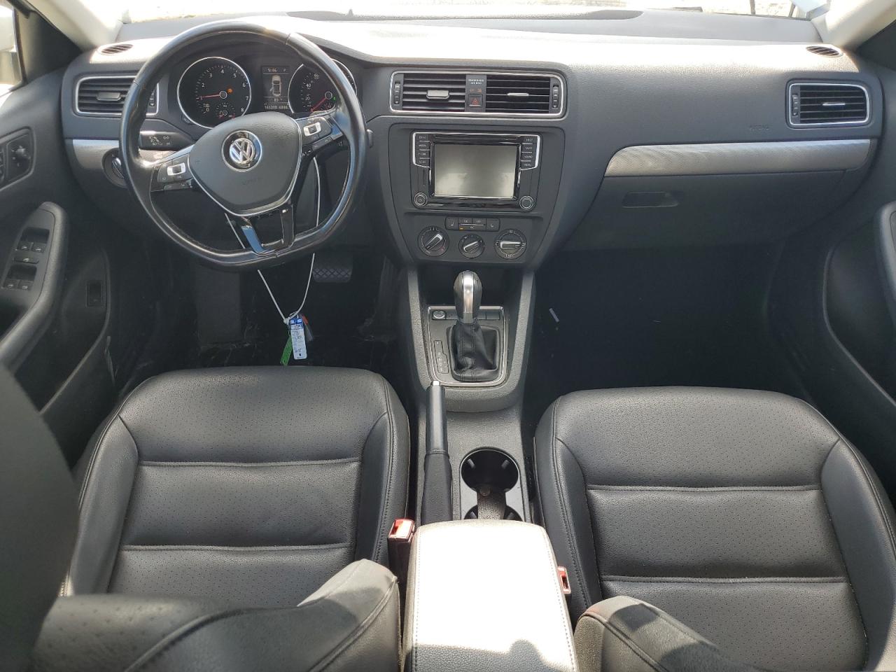 2017 Volkswagen Jetta Se VIN: 3VWDB7AJ5HM398341 Lot: 70502835