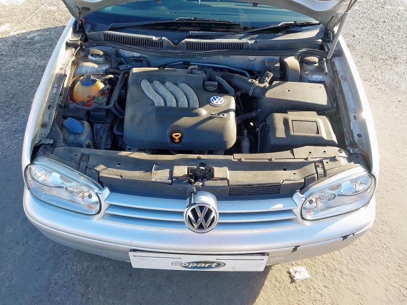 2001 VOLKSWAGEN GOLF GTI 