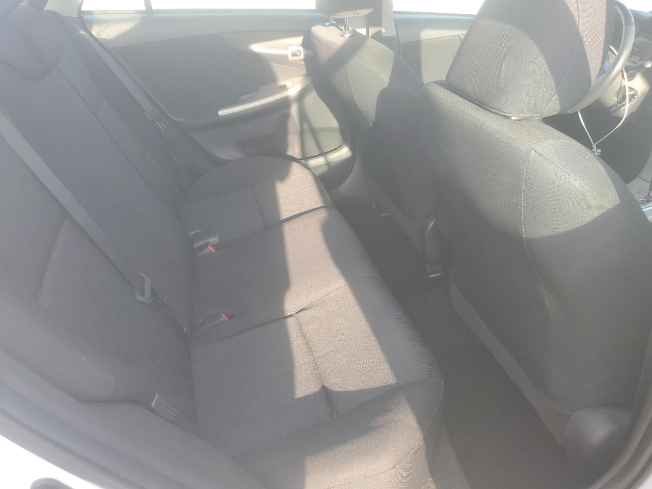 2010 Toyota Corolla Base VIN: 2T1BU4EE8AC415194 Lot: 80914235