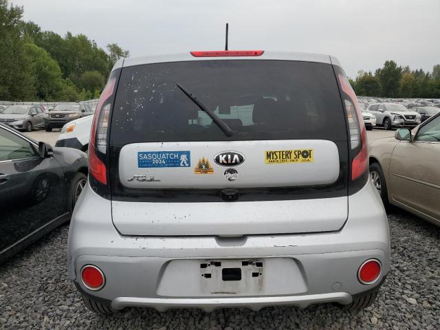 KIA SOUL 2017 Silver
