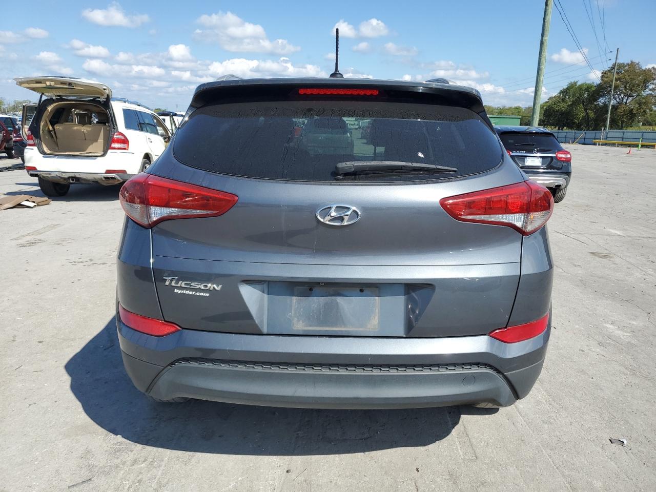 2017 Hyundai Tucson Limited VIN: KM8J33A42HU374057 Lot: 84389295