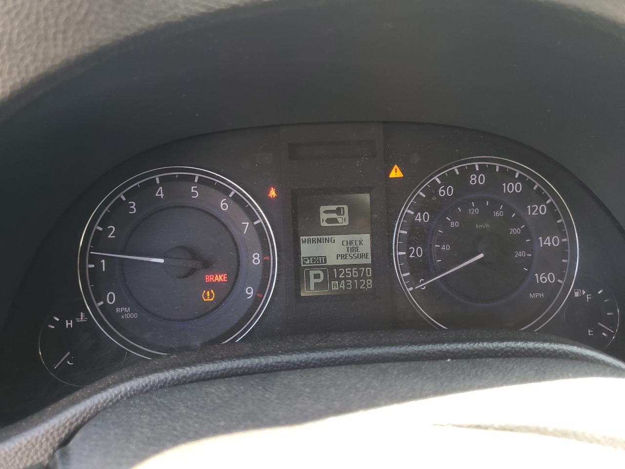 2011 Infiniti G37 Base VIN: JN1CV6AP9BM302219 Lot: 80840105