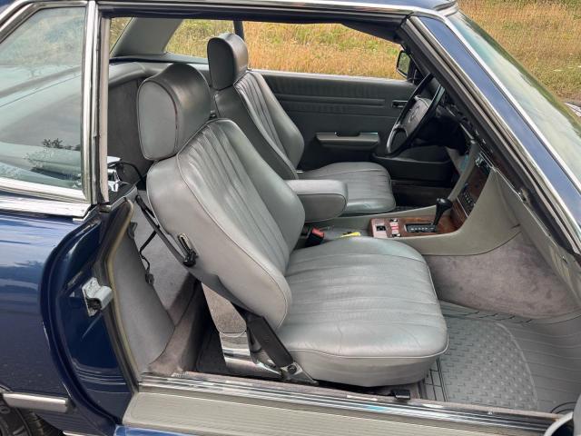 1987 MERCEDES-BENZ 560 SL  