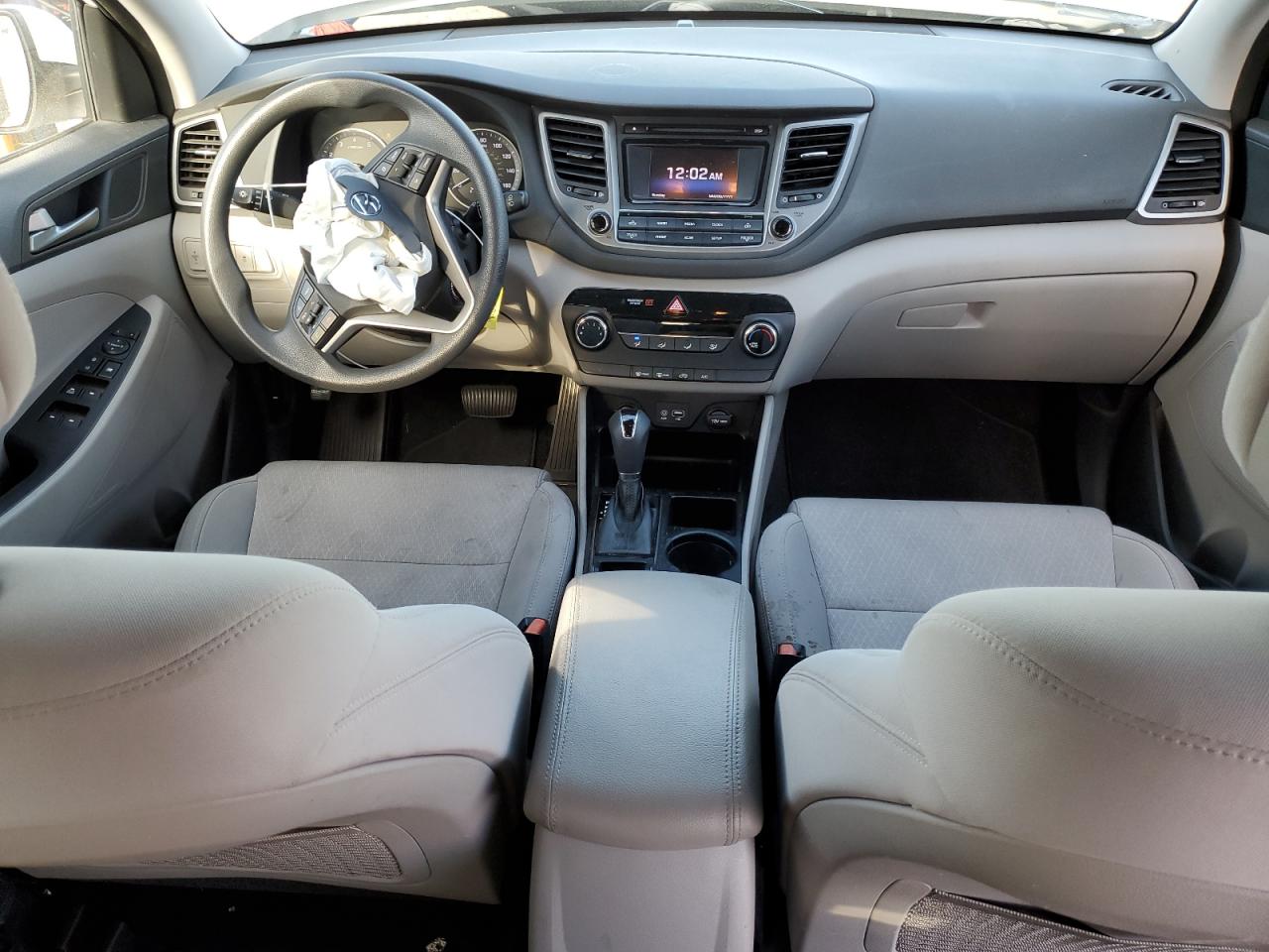 2017 Hyundai Tucson Se VIN: KM8J23A42HU413703 Lot: 81695295