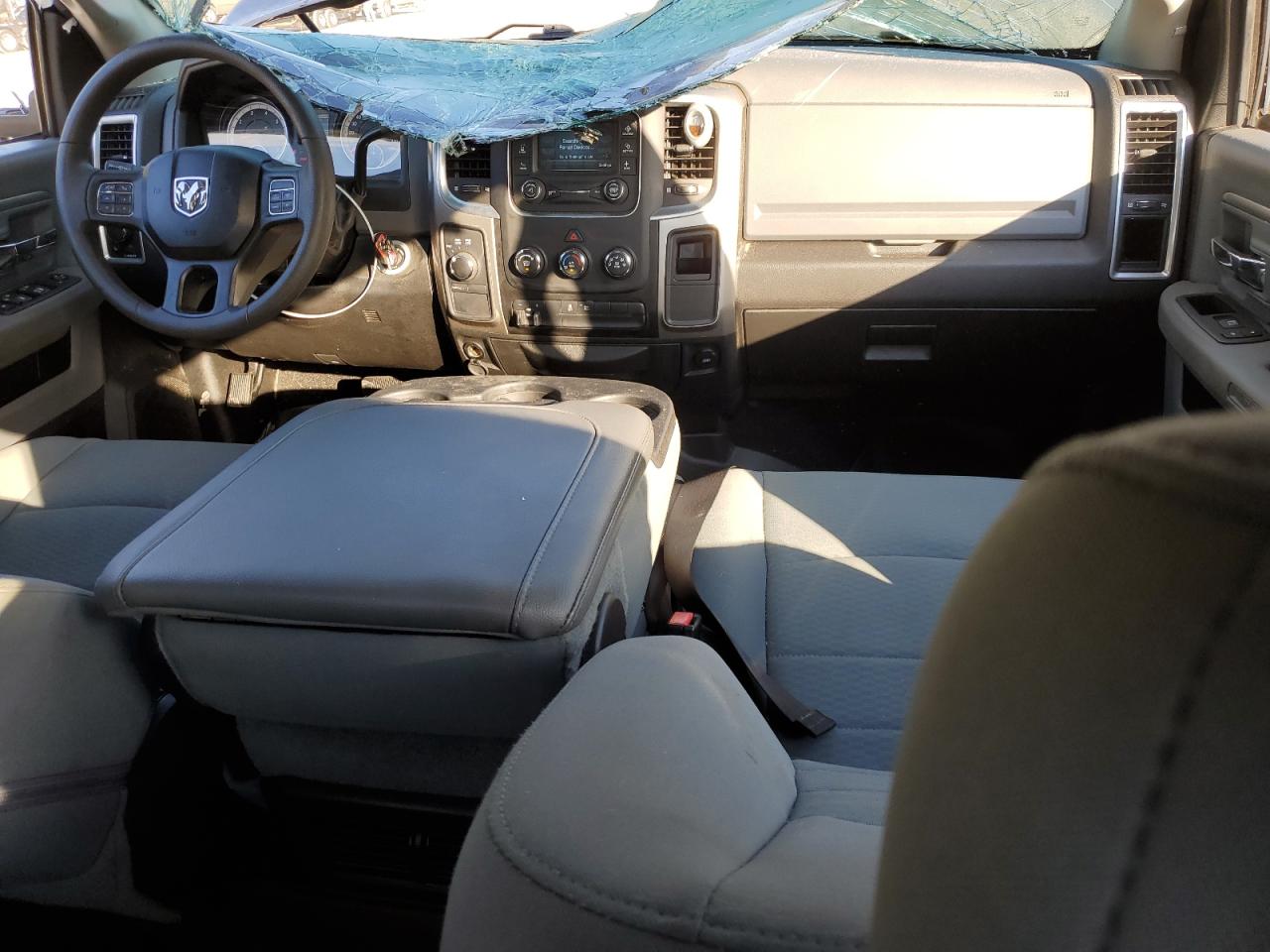 2018 Ram 2500 Slt VIN: 3C6TR5DT9JG424754 Lot: 70832205