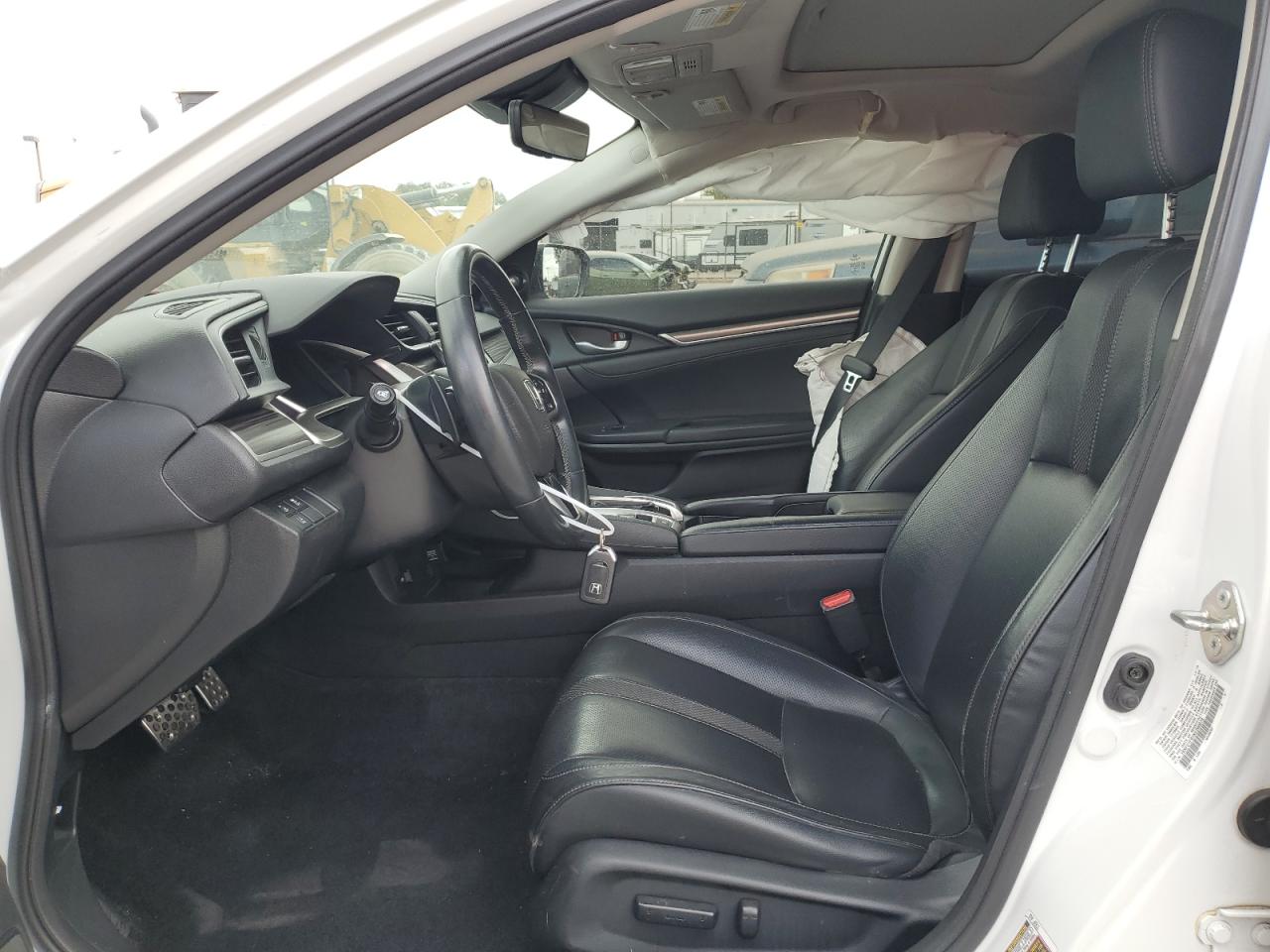 2019 Honda Civic Touring VIN: 19XFC1F91KE200070 Lot: 81516515