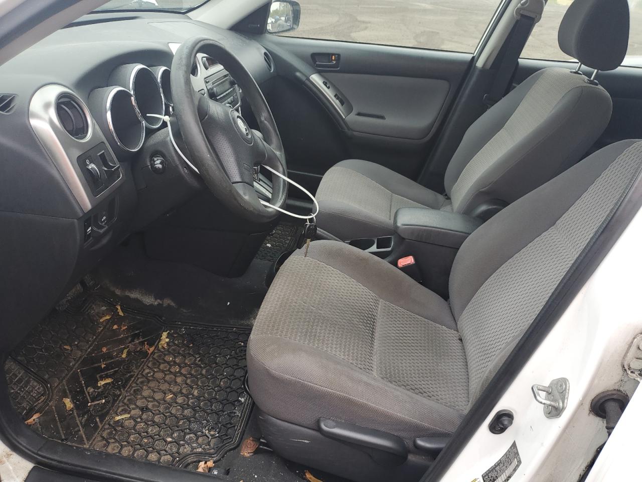 2007 Toyota Corolla Matrix Xr VIN: 2T1KR32E07C653890 Lot: 83798355