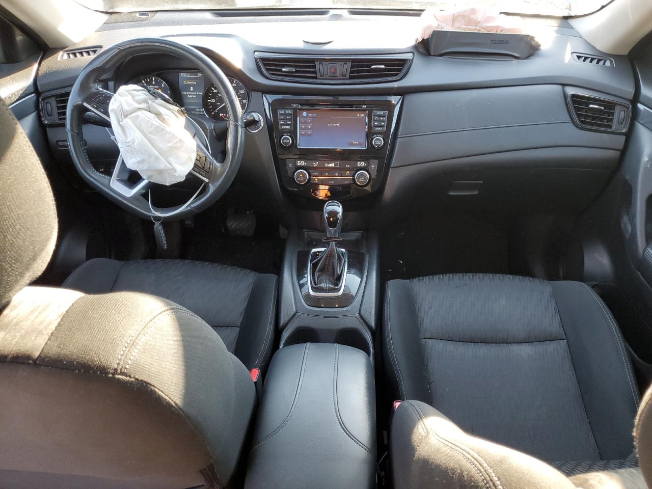 2017 Nissan Rogue S VIN: KNMAT2MV9HP530712 Lot: 81701115